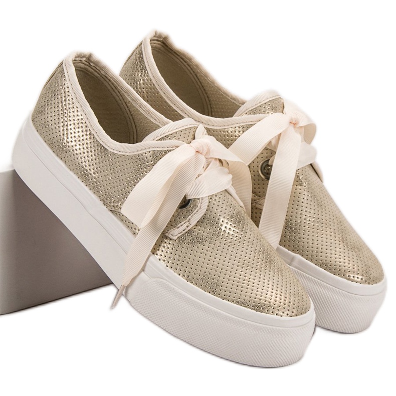 Kylie Baskets attachées avec un ruban jaune 2