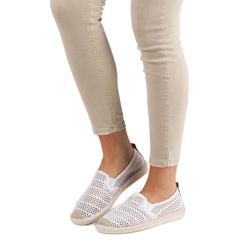 Baskets à enfiler en dentelle blanche 2