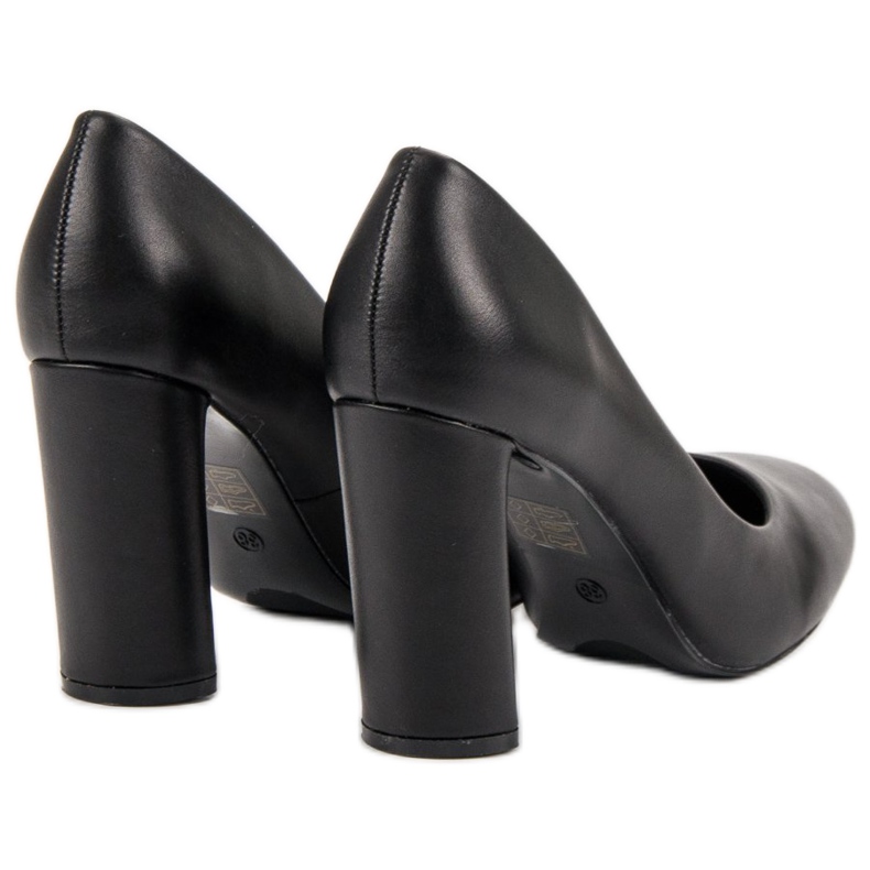 Small Swan Escarpins noirs sur un pilier le noir 1