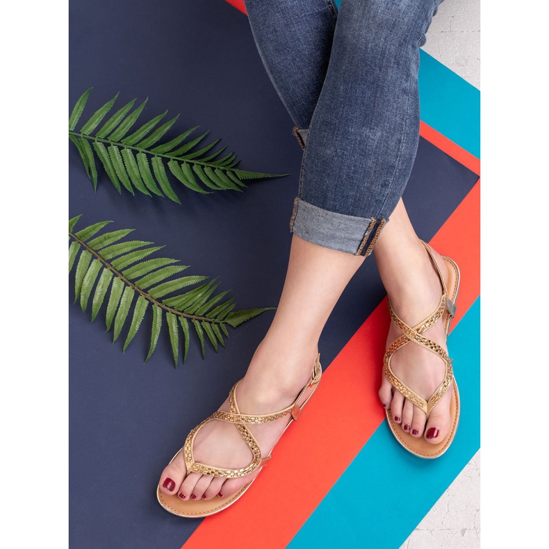 Small Swan sandales japonaises jaune 2