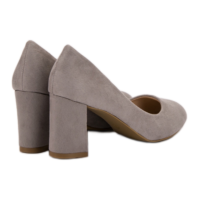 Super Mode Pompes sur un pilier gris 1