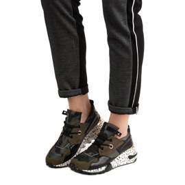 Baskets tendance VICES vert 3