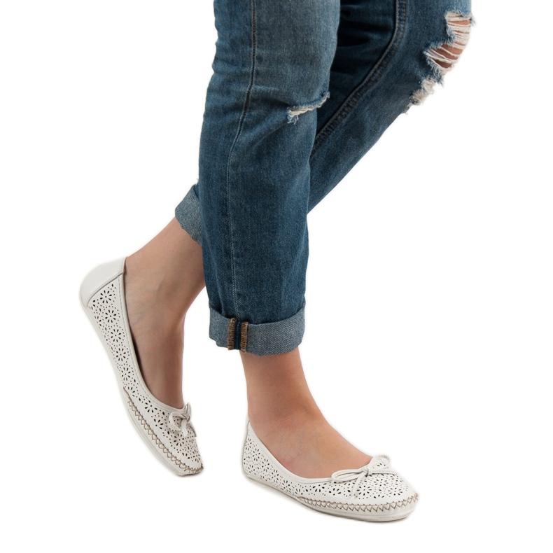 Ballerines blanches ajourées VICES 1