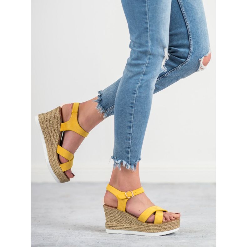 JESSY ROSS Sandales en daim jaunes 2