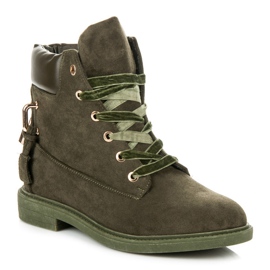 Ideal Shoes Travailleurs en daim attachés avec un ruban vert 3