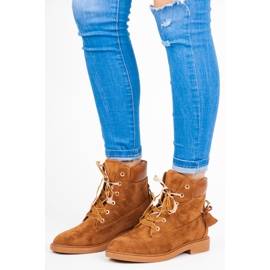 Ideal Shoes Travailleurs en daim attachés avec un ruban brun 5