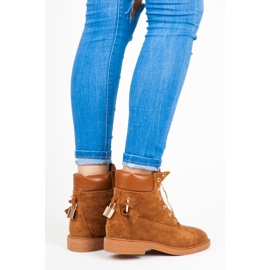 Ideal Shoes Travailleurs en daim attachés avec un ruban brun 4