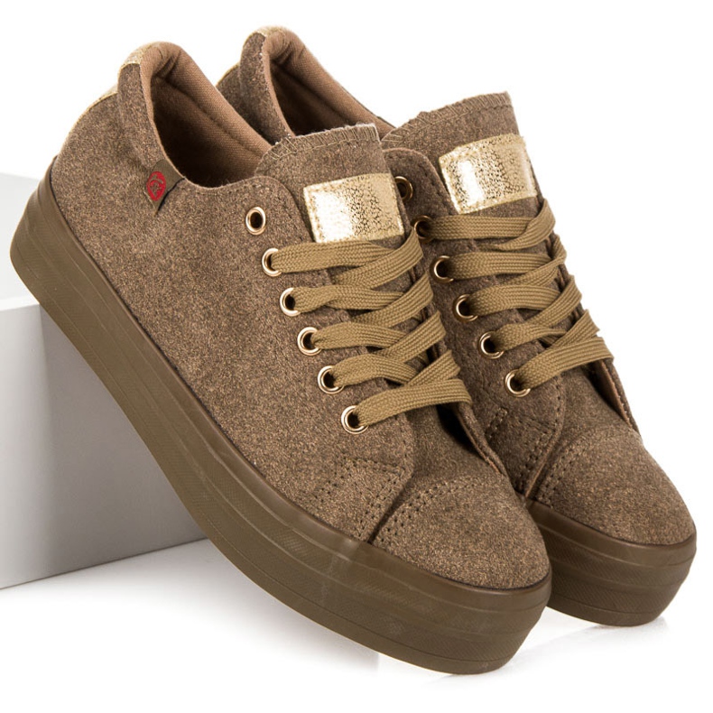 Tony Baskets en velours sur la plateforme vert 2