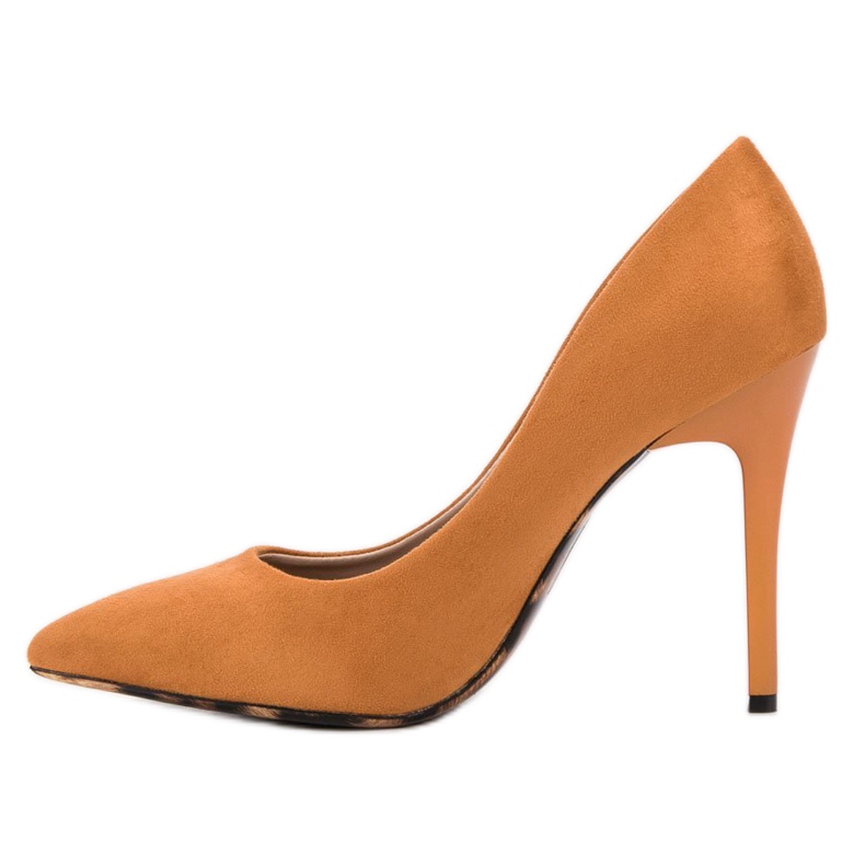 Erynn Pompes sur une épingle orange 1