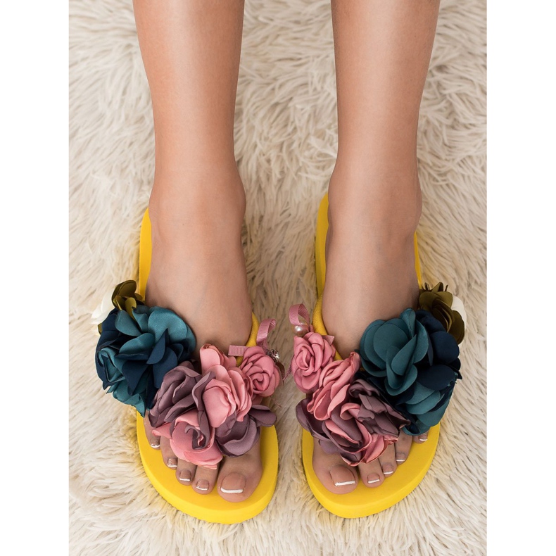 Fama Tongs compensées en mousse jaune 2