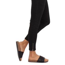 Pantoufles noires pour femmes noires PK44491 Noir 1