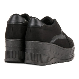 SHELOVET Chaussures noires sur la plate-forme le noir 2