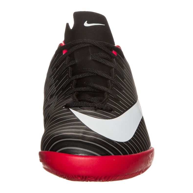 Chaussures d'intérieur Nike Mercurial Vapor Xi Ic Jr 831947-002 le noir le noir 1