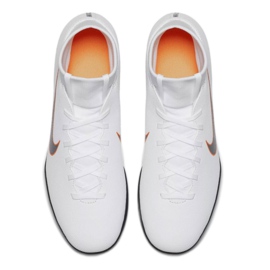 Chaussures de football Nike Mercurial SuperflyX 6 Club Tf M AH7372-107 blanche blanche 1