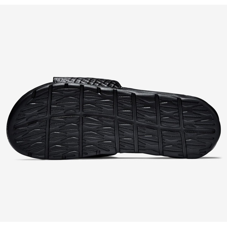 Chaussons Nike Benassi Solarsoft Slide 705474-091 le noir 2