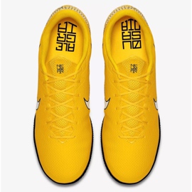 Chaussures de football Nike Mercurial Vapor 12 Academy Neymar Ic Jr AO3122-710 jaune jaune 2 Chaussures de football Nike Mercurial Vapor 12 Academy Neymar Ic Jr AO3122-710 jaune jaune 2