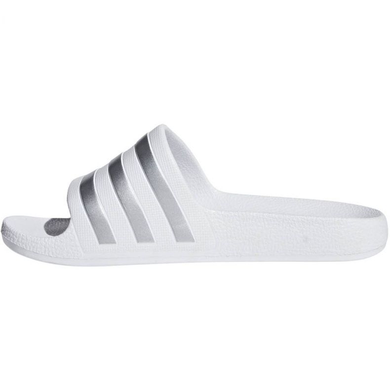 Chaussons Adidas Adilette Aqua K Jr F35555 blanc 1