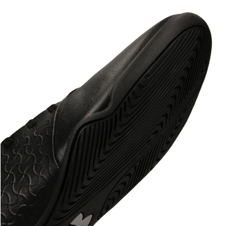 Chaussures d'intérieur Under Armour Magnetico Select In M 3000117-001 multicolore le noir 1