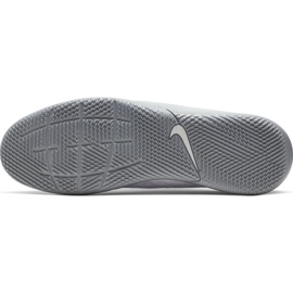 Chaussures d'intérieur Nike Tiempo Legend 8 Club Ic M AT6110-100 blanche blanche 5
