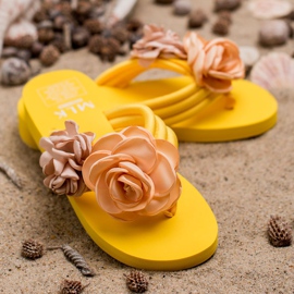 SHELOVET Tongs Légères Avec Fleurs jaune 1