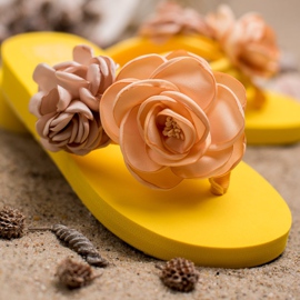SHELOVET Tongs Légères Avec Fleurs jaune 4