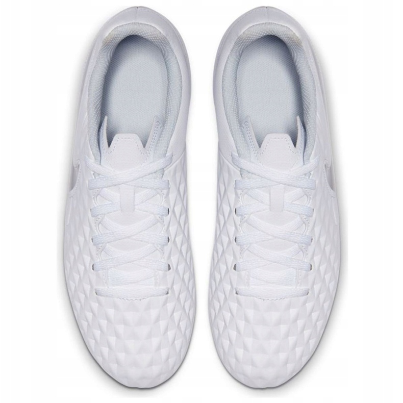 Chaussures de football Nike Tiempo Legend 8 Club FG / MG Jr AT5881-100 multicolore blanc 2