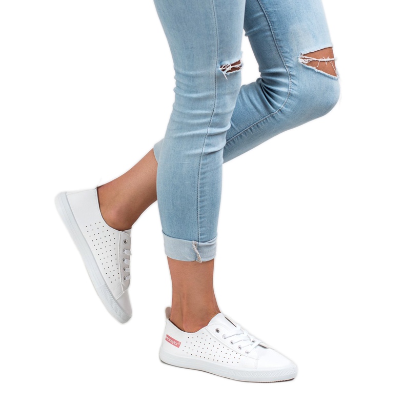 Baskets blanches MCKEYLOR 2