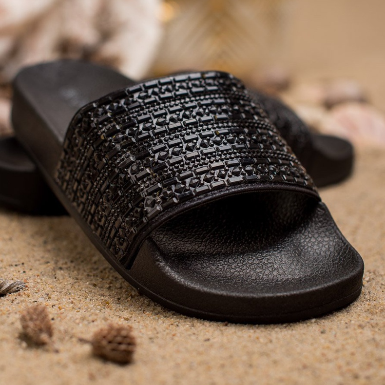 Queen Vivi Pantoufles Avec Cristaux le noir 1 Queen Vivi Pantoufles Avec Cristaux le noir 1