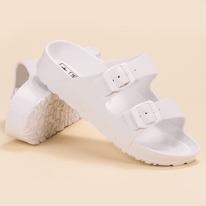 SHELOVET Pantoufles Légères Avec Boucle blanc 1