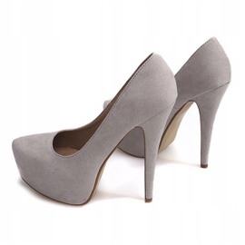 Talons en daim sur la plate-forme grise LE107A 4