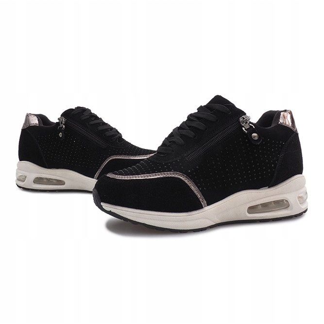 Baskets de sport noires de Rebecca le noir 1