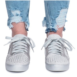 Baskets grises des stars d'Angers 1