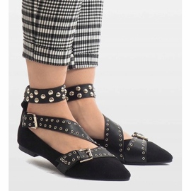 Chaussures à enfiler noires avec clous B12-8 le noir 2