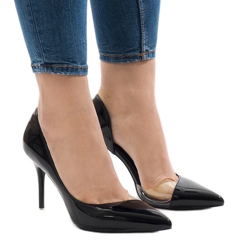 Escarpins asymétriques vernis noir GH11541 1