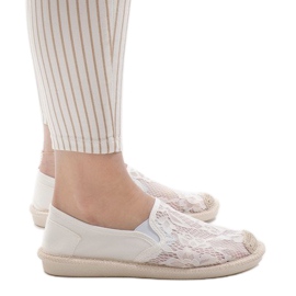 Espadrilles blanches, jean LS701 2