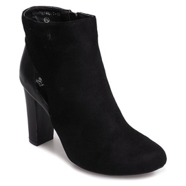 Bottines En Daim Sur Un Poteau Avec Une Fermeture À Glissière T-10 Noir 1