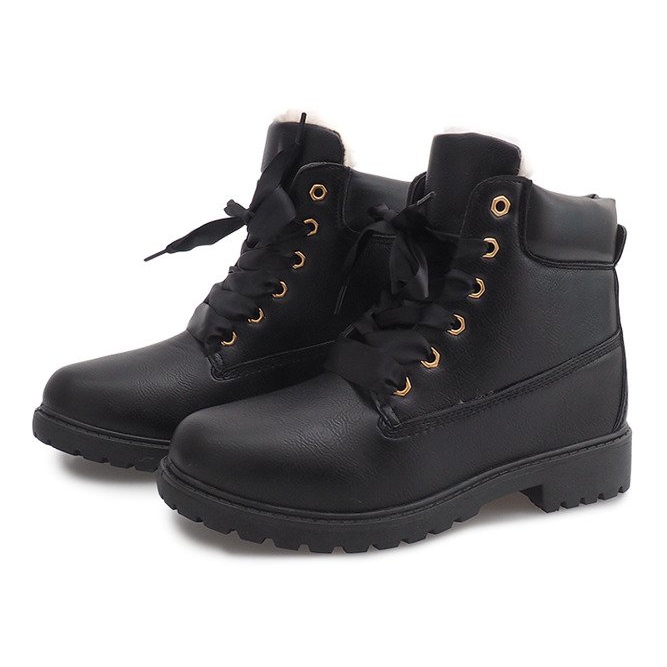 Bottes en bois isolées TL037-3 Noir 1