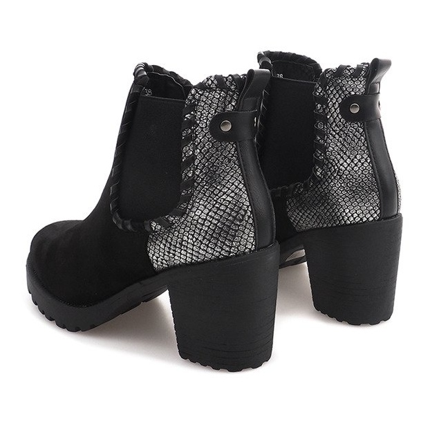 Bottes Chaudes Sur Un Poteau C308 Noir 1
