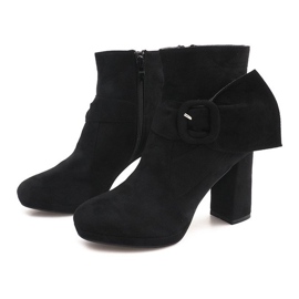 Bottines En Daim Sur Un Poteau Noir LS5006 1