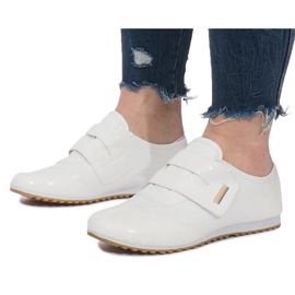 Chaussures blanches Denise Velcro 2 Chaussures blanches Denise Velcro 2