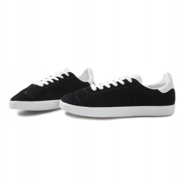 Baskets de sport noires de Margot le noir 1