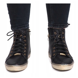 Baskets Maud noires ajourées 2