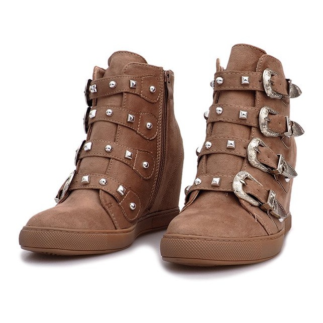 Baskets en daim rose à boucles Maya brun 2