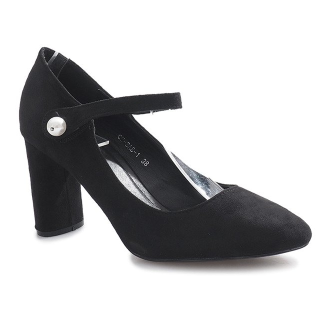 Escarpins noirs sur le poste Milaya le noir 1