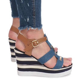 Sandales compensées bleues douces 3