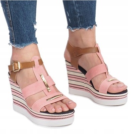 Sandales compensées roses douces 2