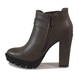 Bottes kaki sur le poteau FP002 multicolore vert 2