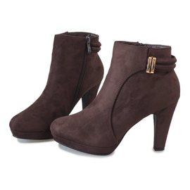 Bottines en daim marron sur le poste 3263 brun 3