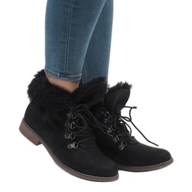 Bottes en fourrure isolées noires B9816-KB le noir 3