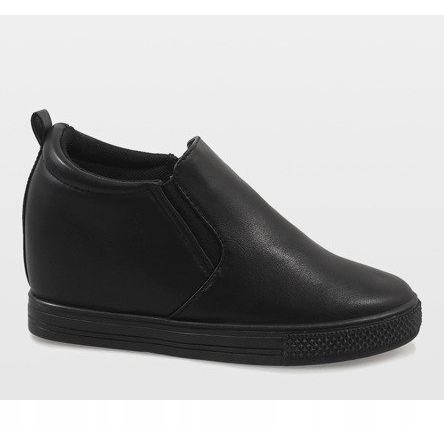 Baskets noires sur le coin DD384-1 2